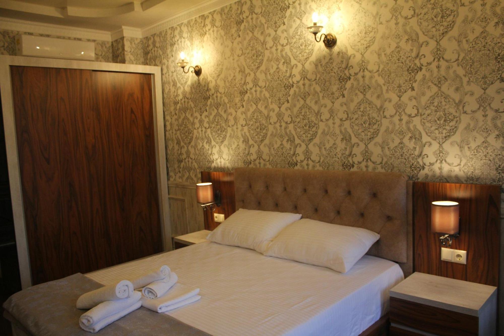 Melini Boutique Hotel Batumi Eksteriør billede